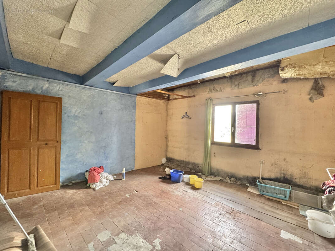 Maison à MIRABEL-AUX-BARONNIES