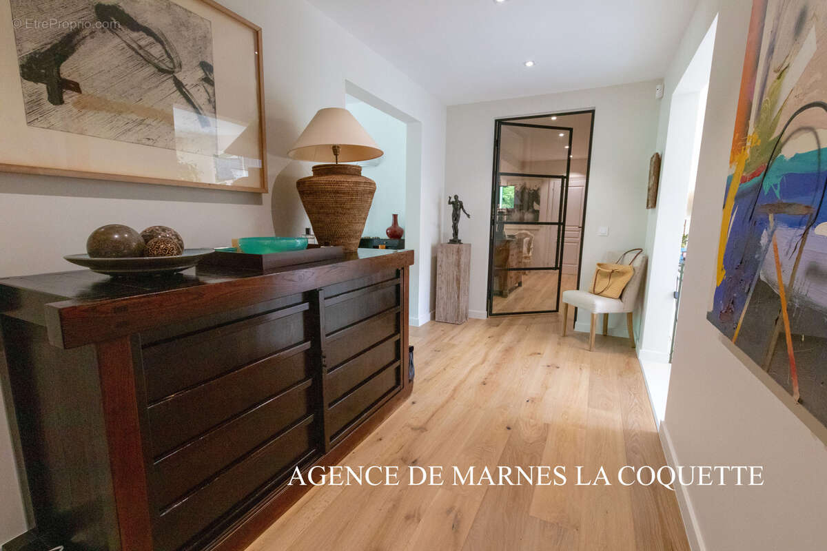 Appartement à VILLE-D&#039;AVRAY