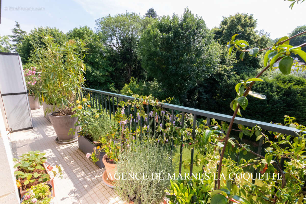 Appartement à VILLE-D&#039;AVRAY