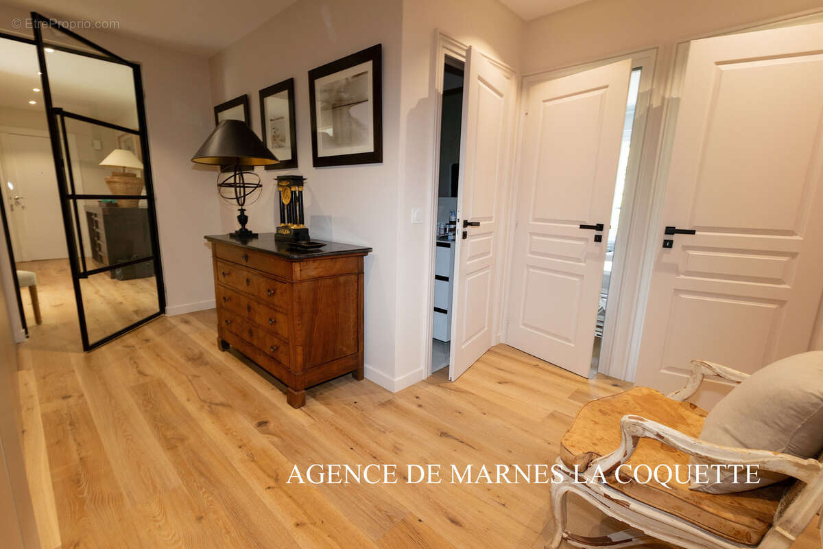 Appartement à VILLE-D&#039;AVRAY