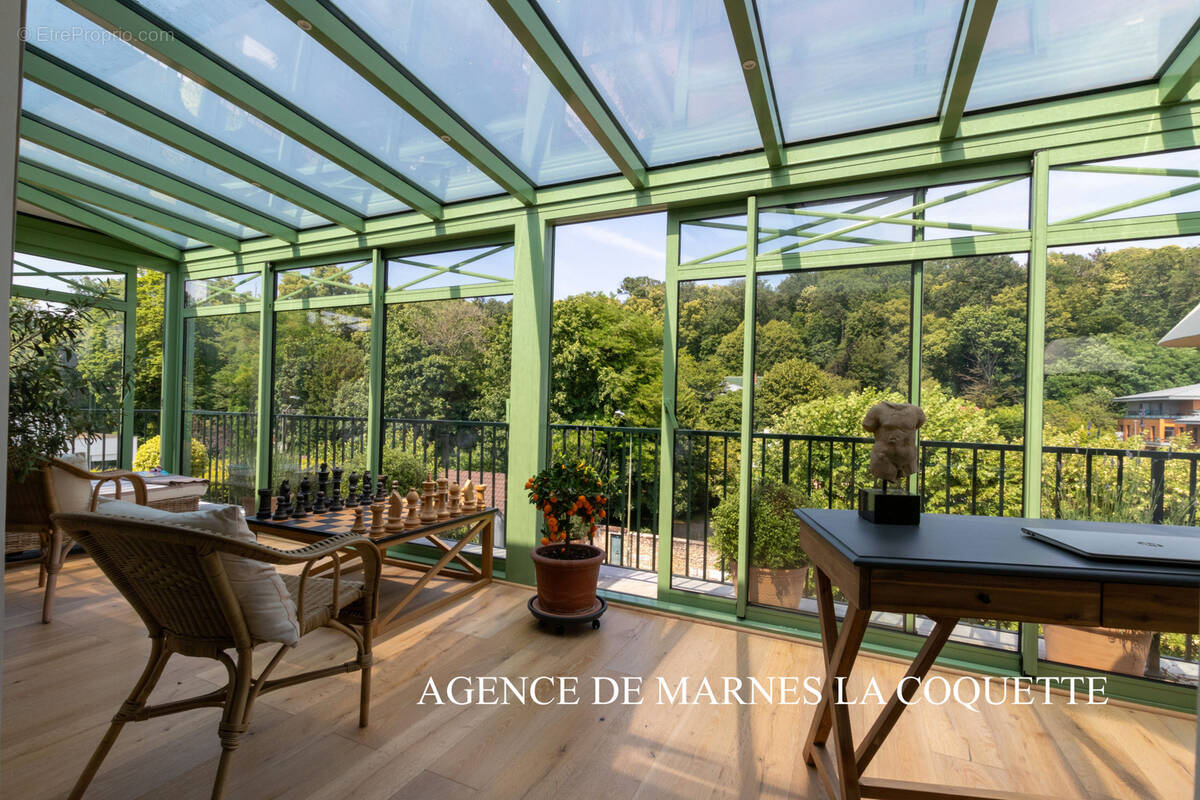 Appartement à VILLE-D&#039;AVRAY