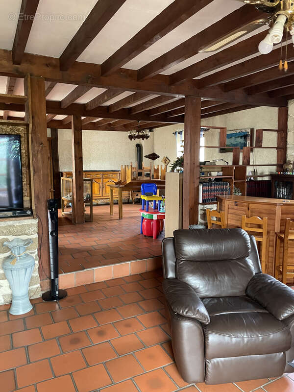 Maison à ISSERTEAUX