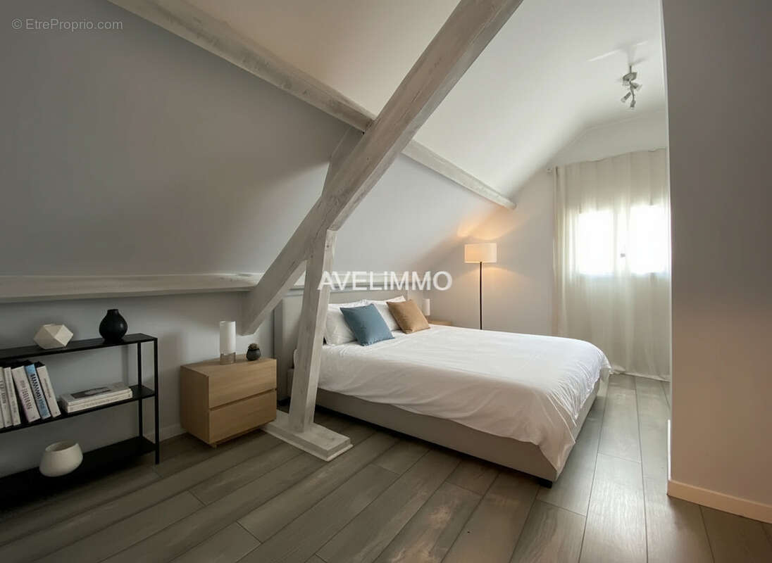 Maison à MONTRICHARD