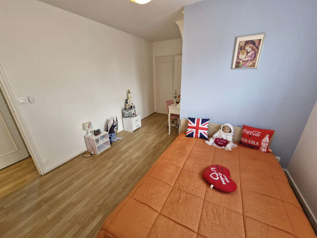 Maison à CHATELLERAULT