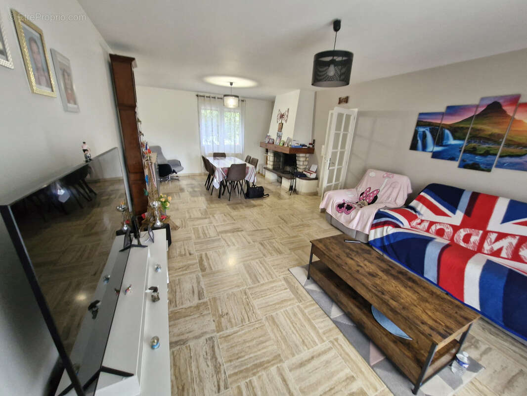 Maison à CHATELLERAULT