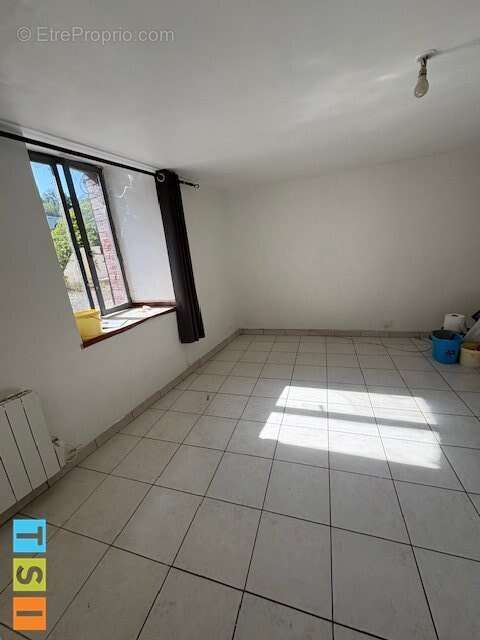 Maison à MONTREJEAU