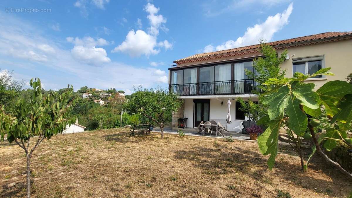 Maison à LARGENTIERE