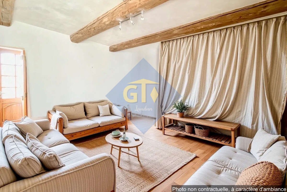 Maison à SAINT-GENIES-DE-COMOLAS