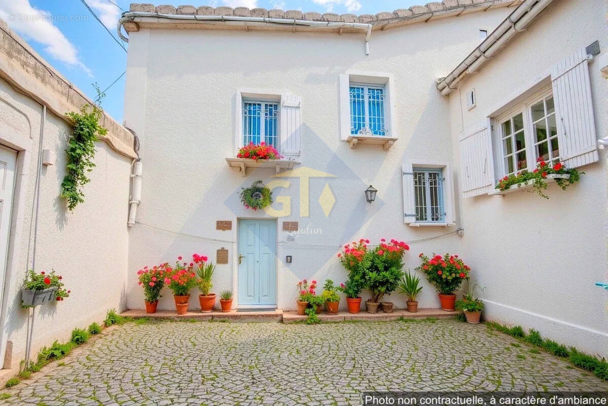 Maison à SAINT-GENIES-DE-COMOLAS