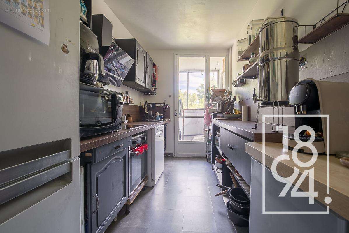 Appartement à MARSEILLE-12E