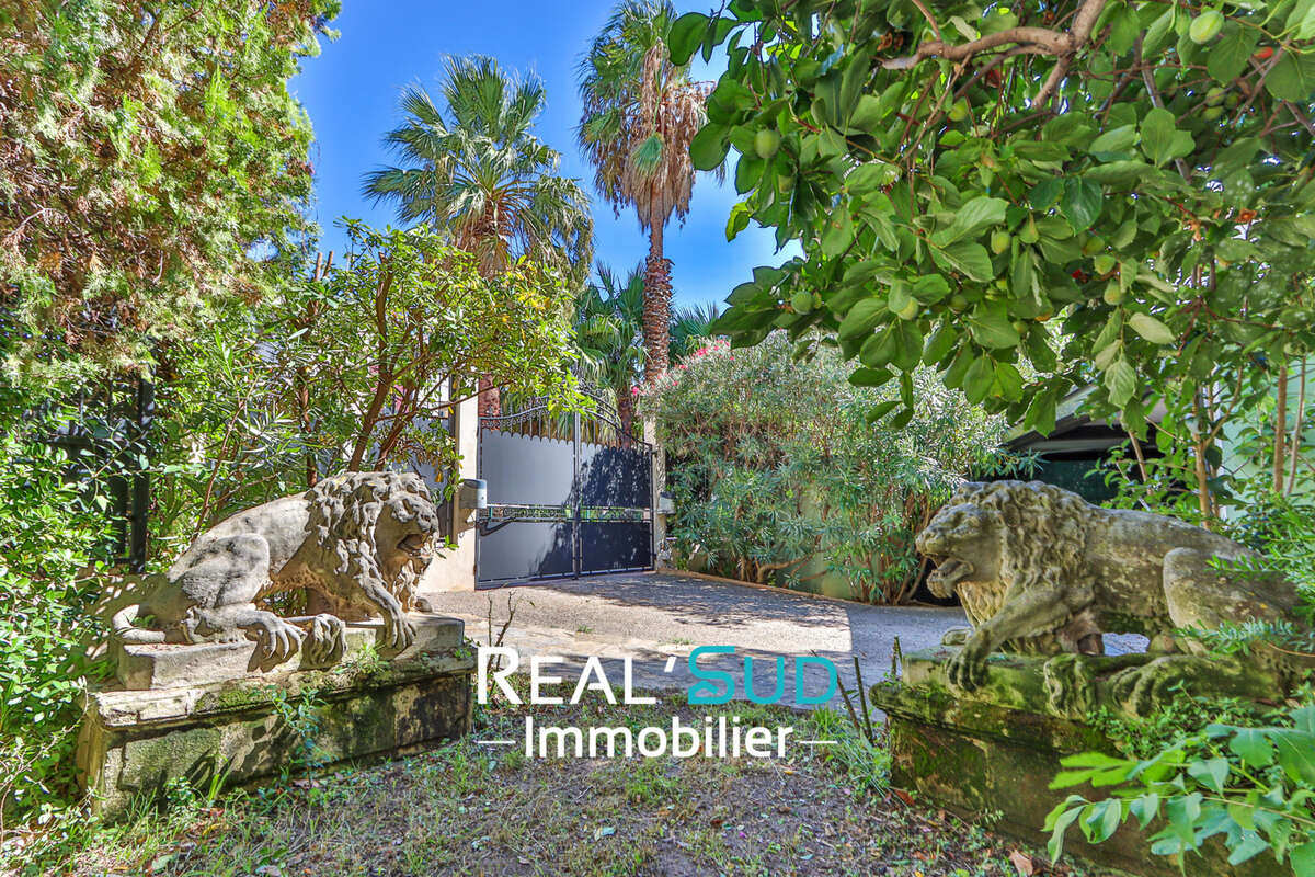 Maison à MARSEILLE-8E