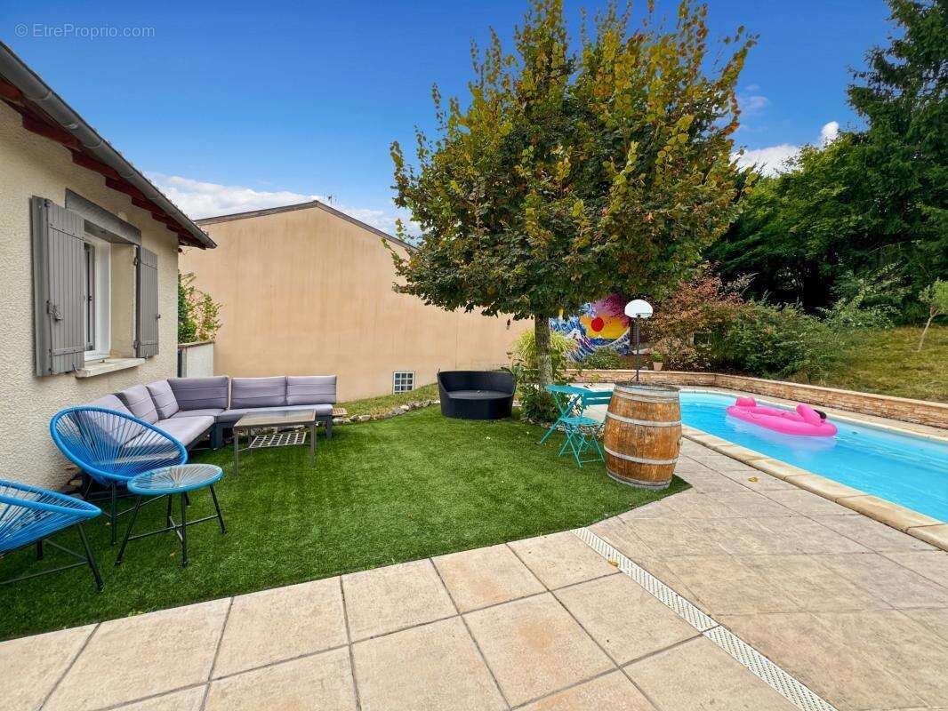 Maison à COULOUNIEIX-CHAMIERS