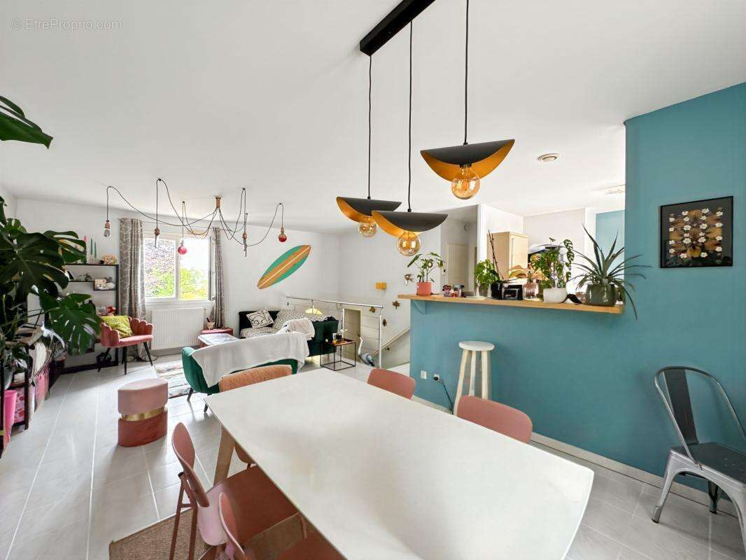 Maison à COULOUNIEIX-CHAMIERS