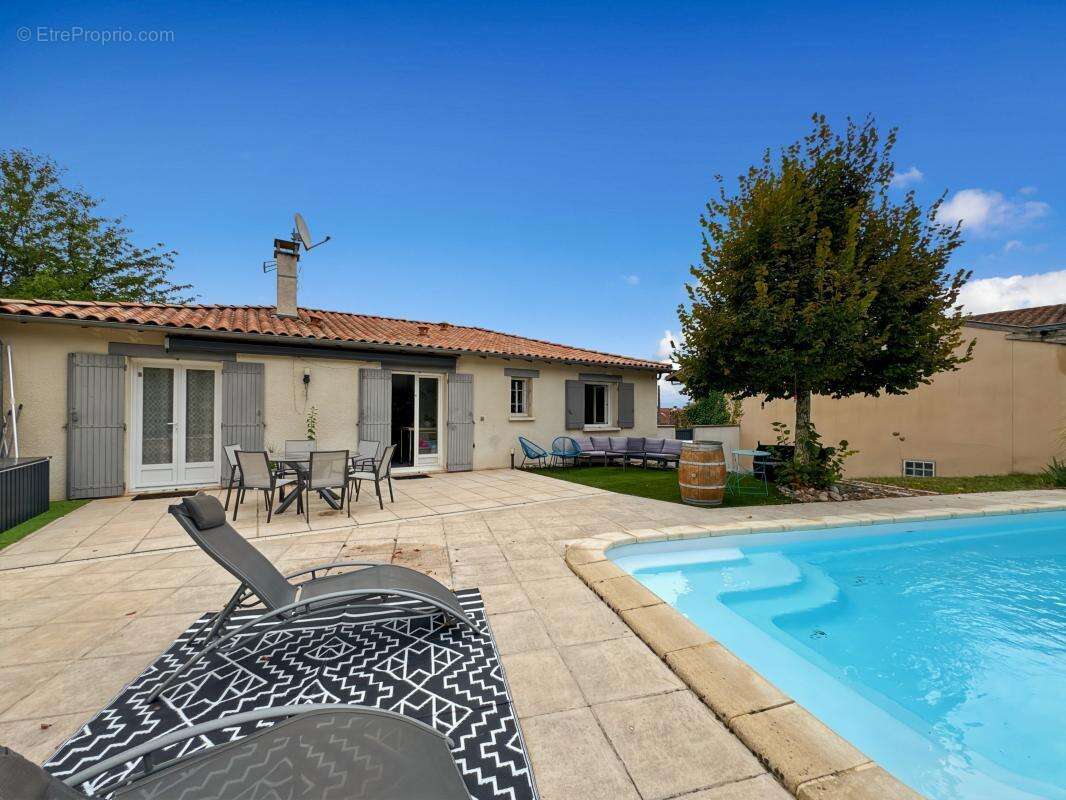 Maison à COULOUNIEIX-CHAMIERS