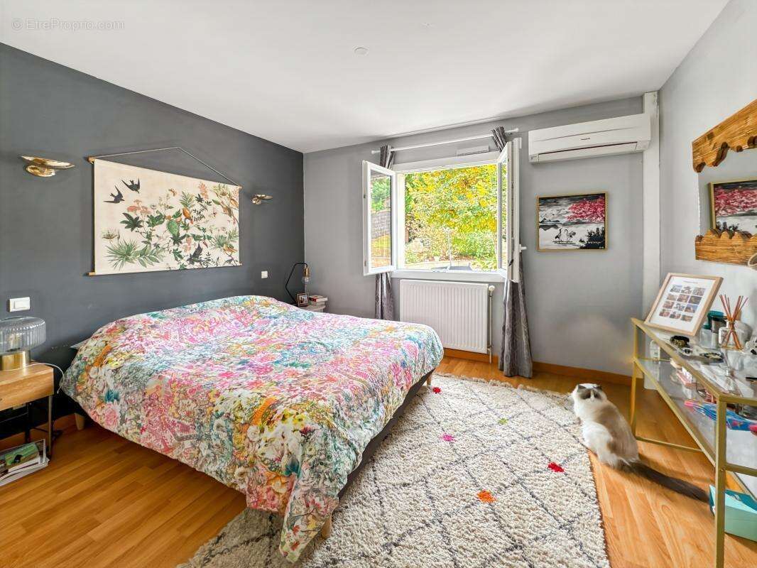 Maison à COULOUNIEIX-CHAMIERS