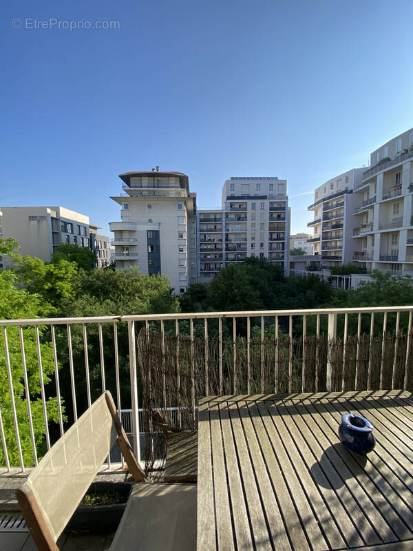 Appartement à LYON-8E