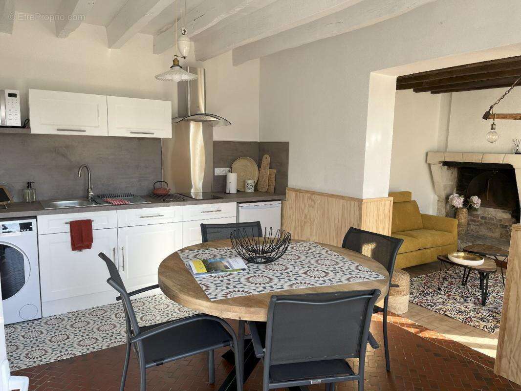 Maison à CHOUZY-SUR-CISSE