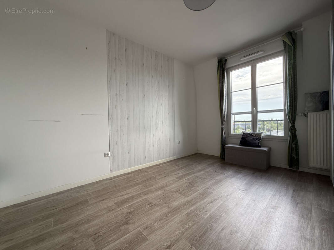 Appartement à LE BLANC-MESNIL