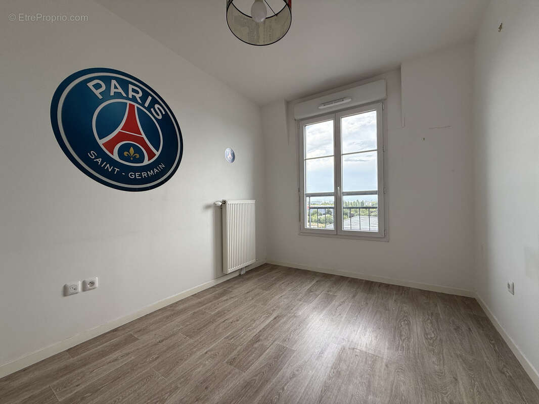 Appartement à LE BLANC-MESNIL