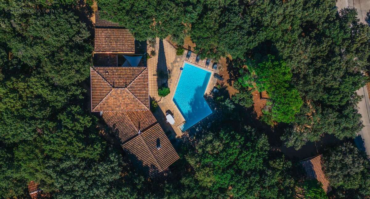 Maison à SAINT-SIFFRET