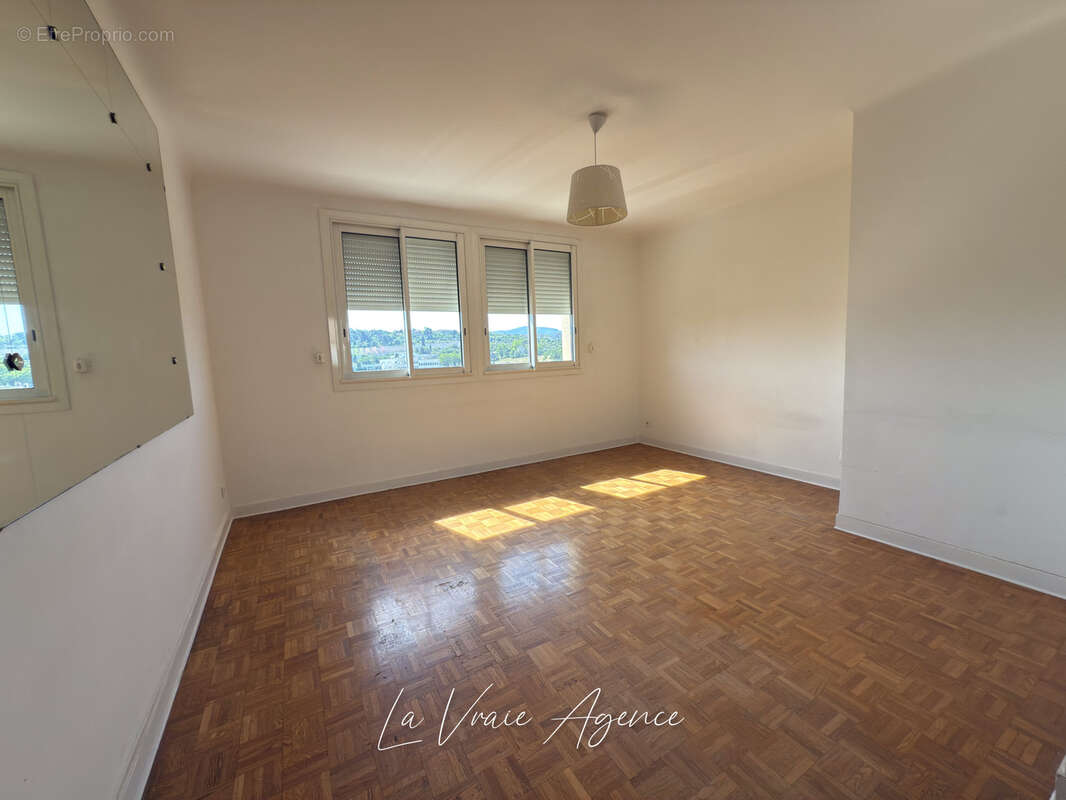 Appartement à MARSEILLE-13E