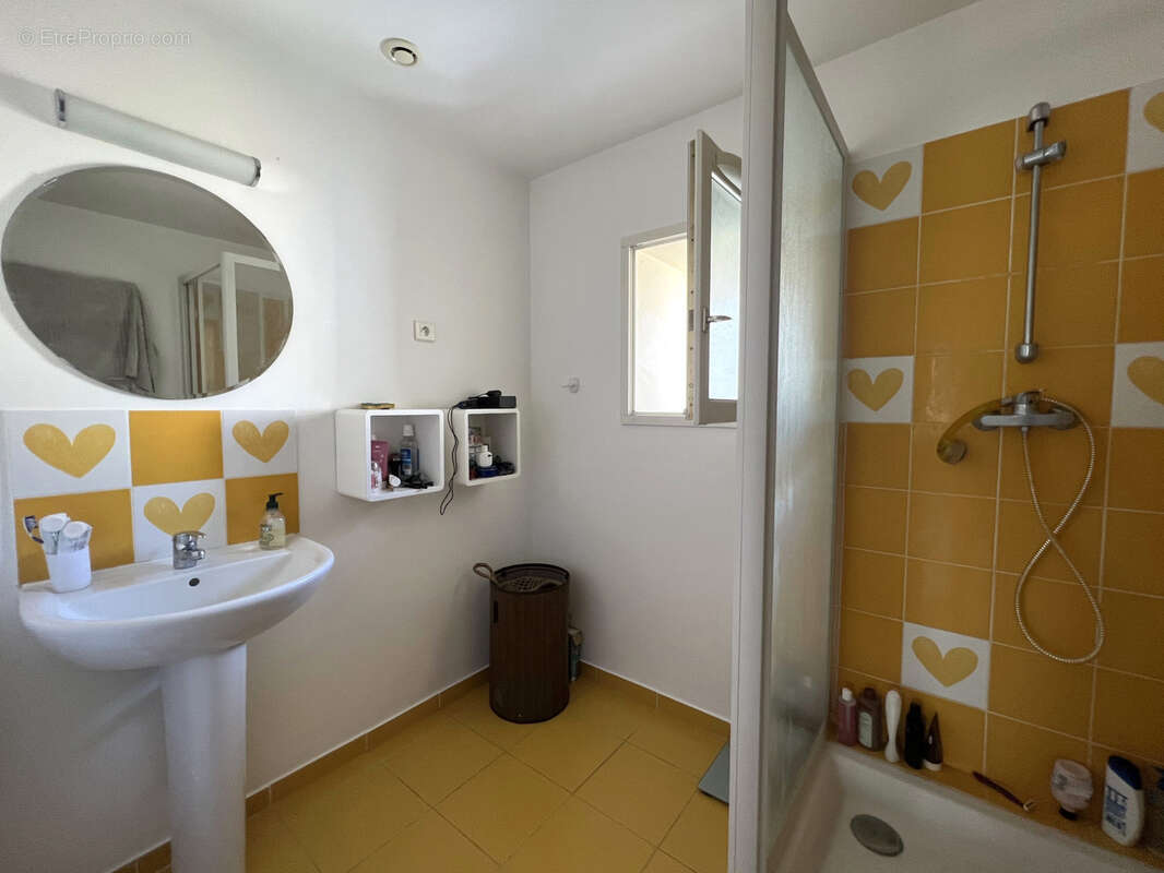 Maison à MORAINVILLIERS