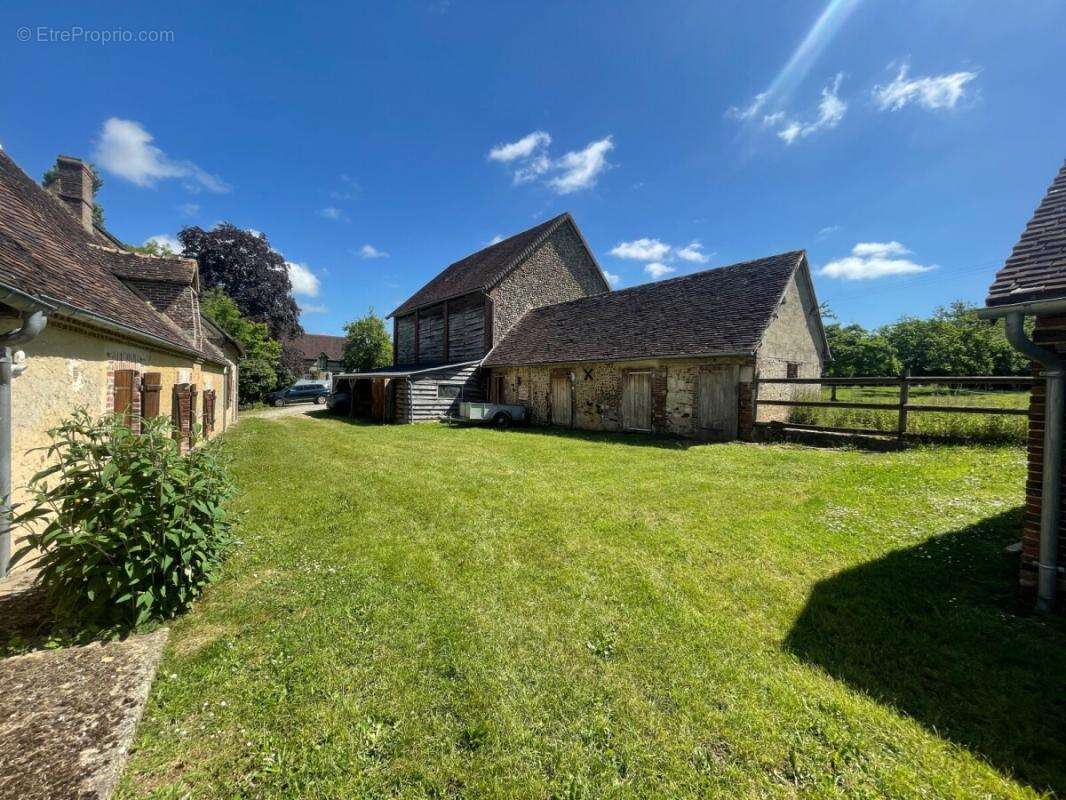 Maison à LONGNY-AU-PERCHE