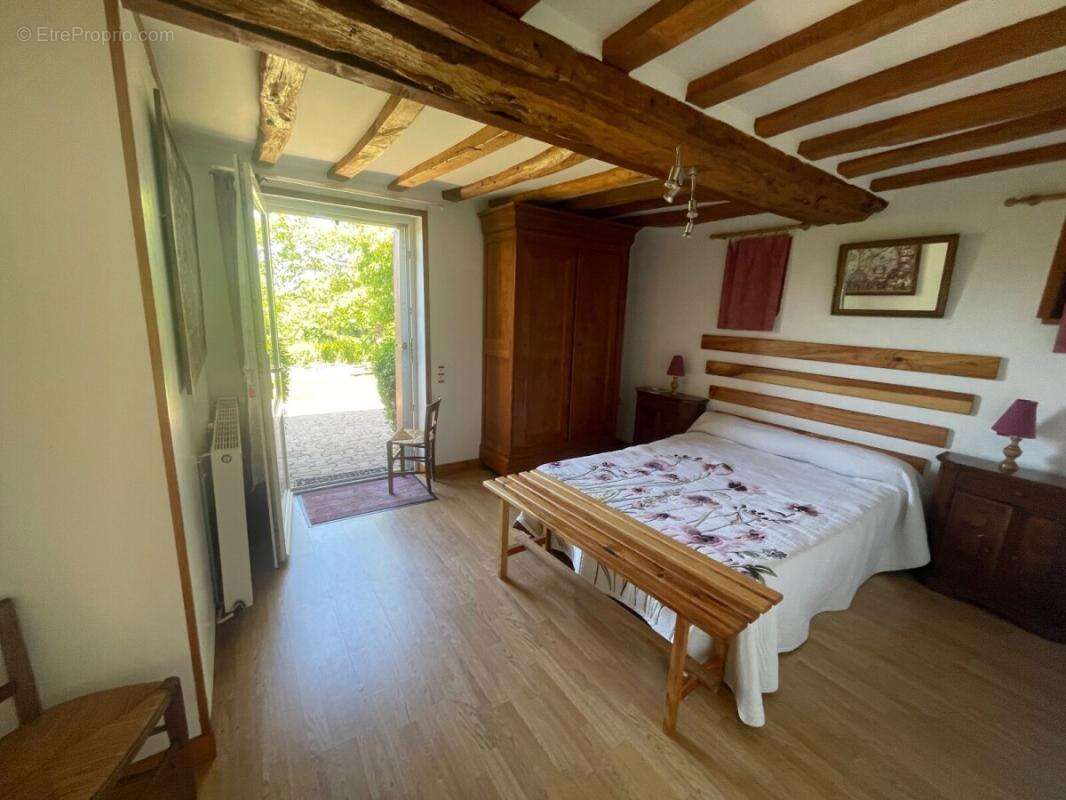 Maison à LONGNY-AU-PERCHE