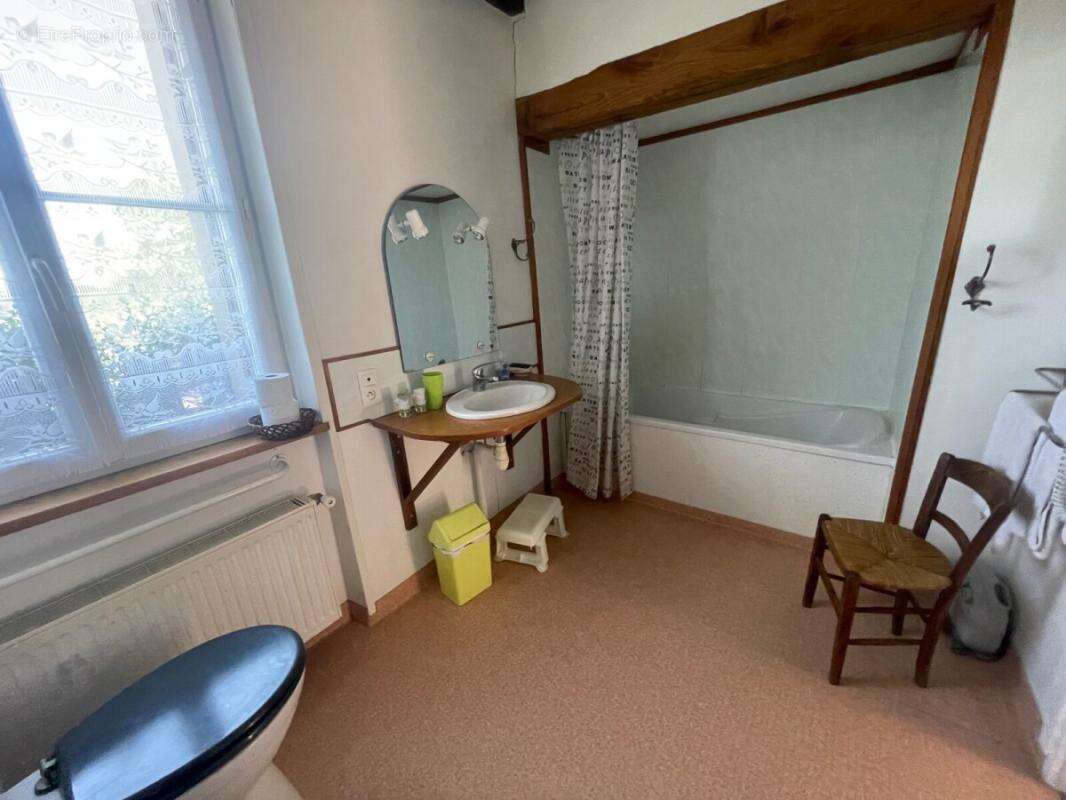 Maison à LONGNY-AU-PERCHE