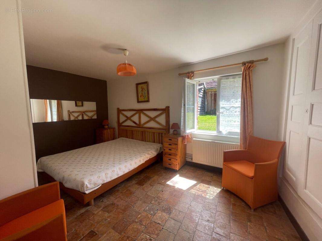 Maison à LONGNY-AU-PERCHE