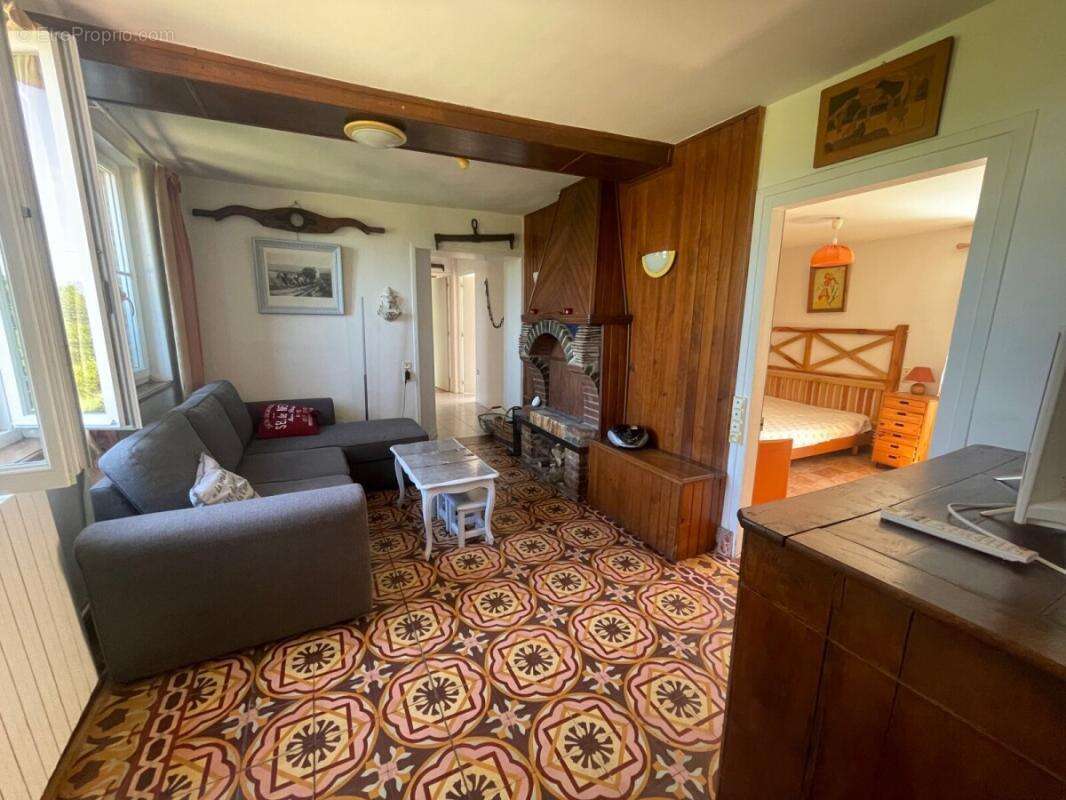 Maison à LONGNY-AU-PERCHE