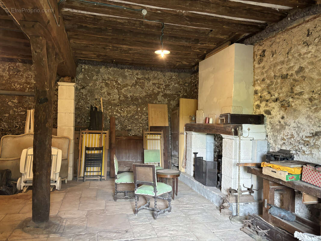 Maison à LONGNY-AU-PERCHE