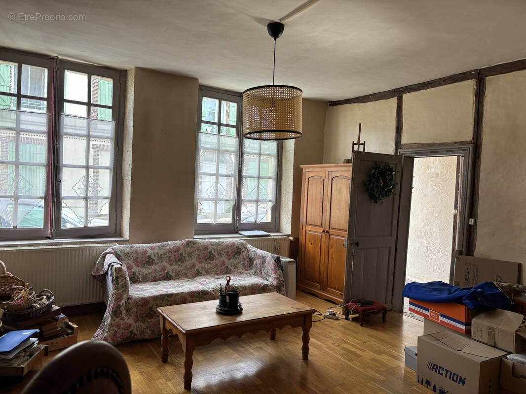 Maison à LONGNY-AU-PERCHE