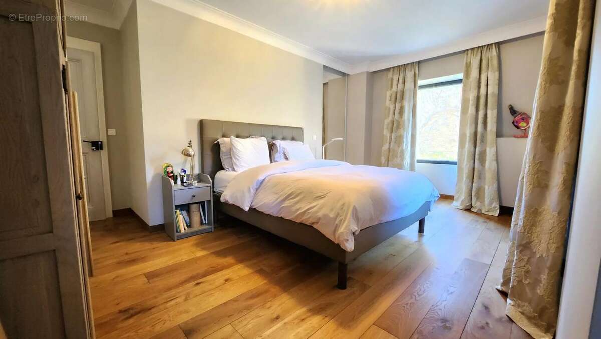 Maison à PERS-JUSSY