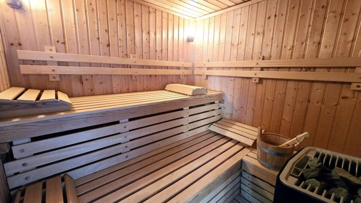 Maison à PERS-JUSSY