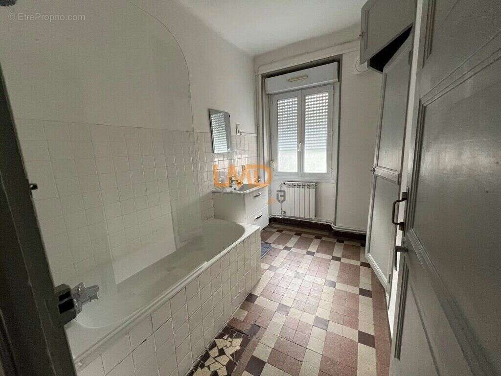 Appartement à BOISSE-PENCHOT