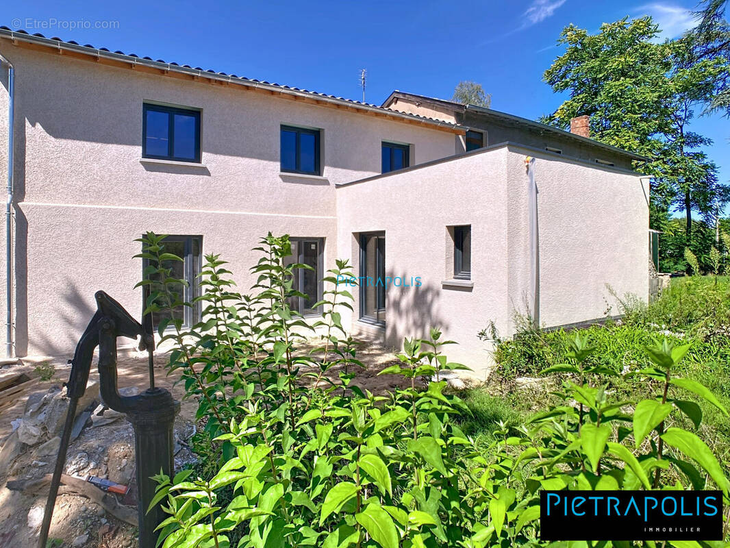 Maison à CORCELLES-EN-BEAUJOLAIS