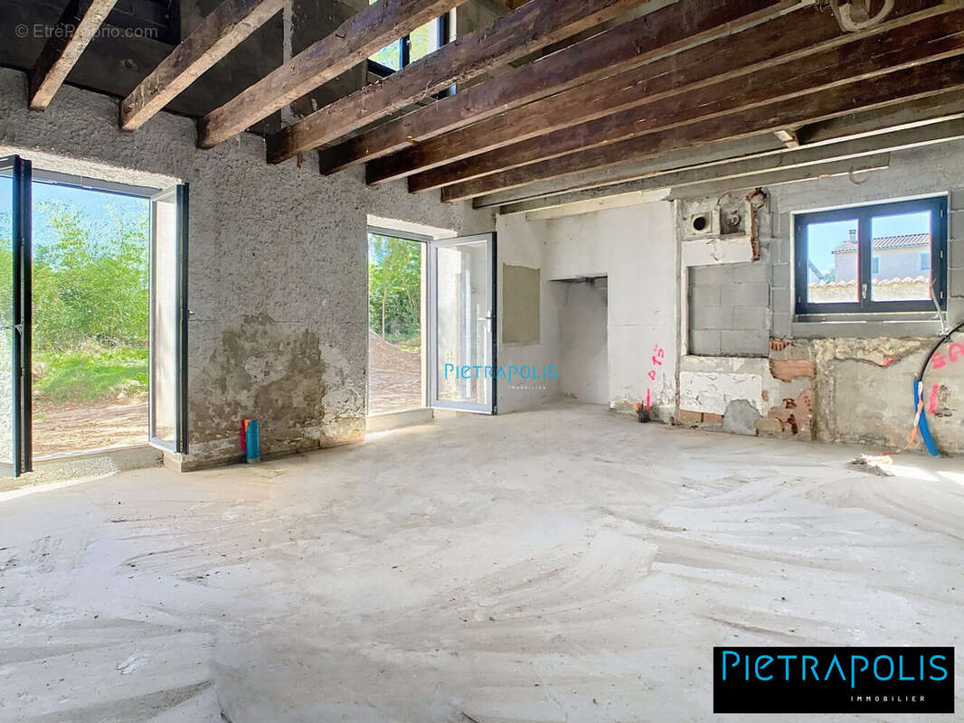 Maison à CORCELLES-EN-BEAUJOLAIS