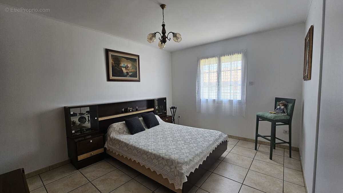 Maison à PORTES-LES-VALENCE