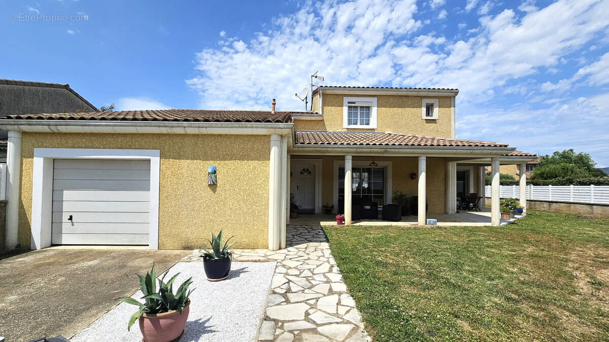 Maison à PORTES-LES-VALENCE
