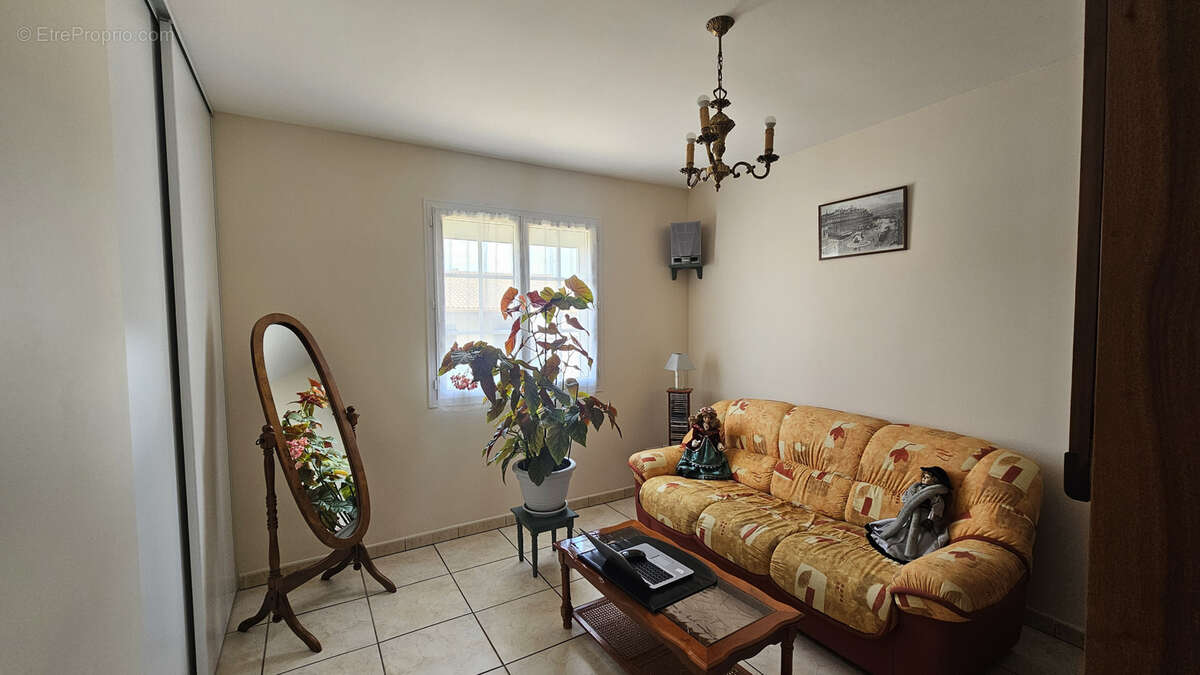 Maison à PORTES-LES-VALENCE