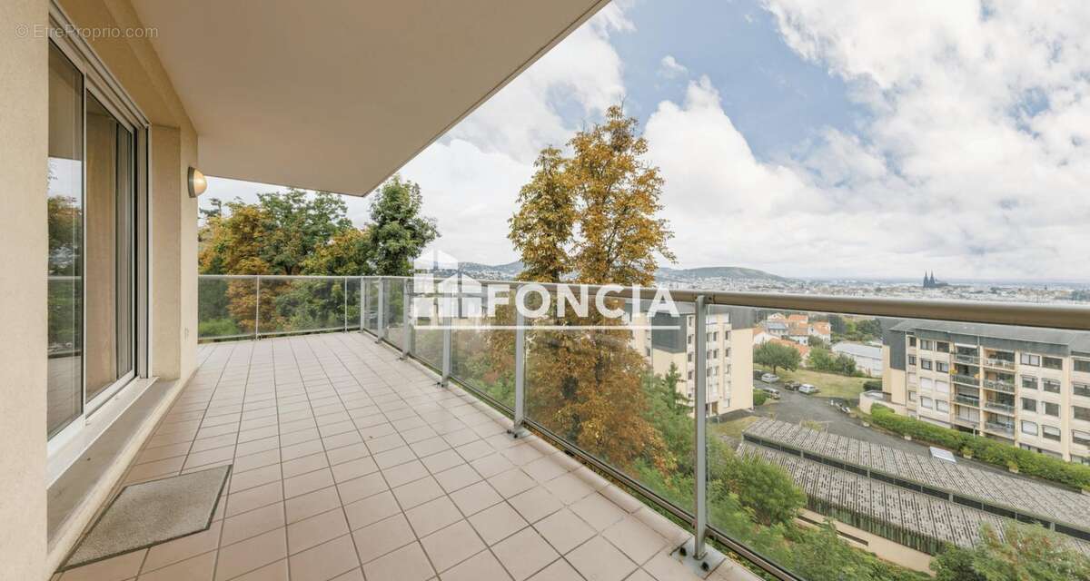 Appartement à CHAMALIERES