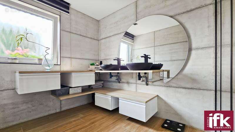 Maison à URSCHENHEIM