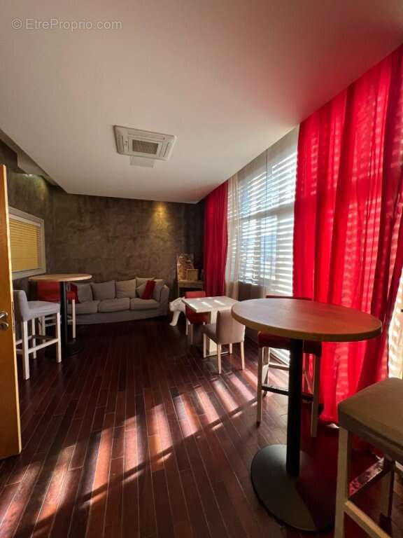 Appartement à MONTCEAU-LES-MINES