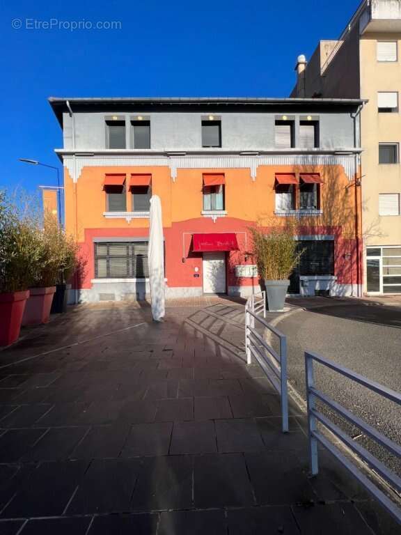 Appartement à MONTCEAU-LES-MINES