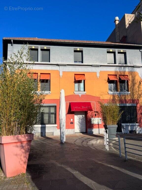 Appartement à MONTCEAU-LES-MINES