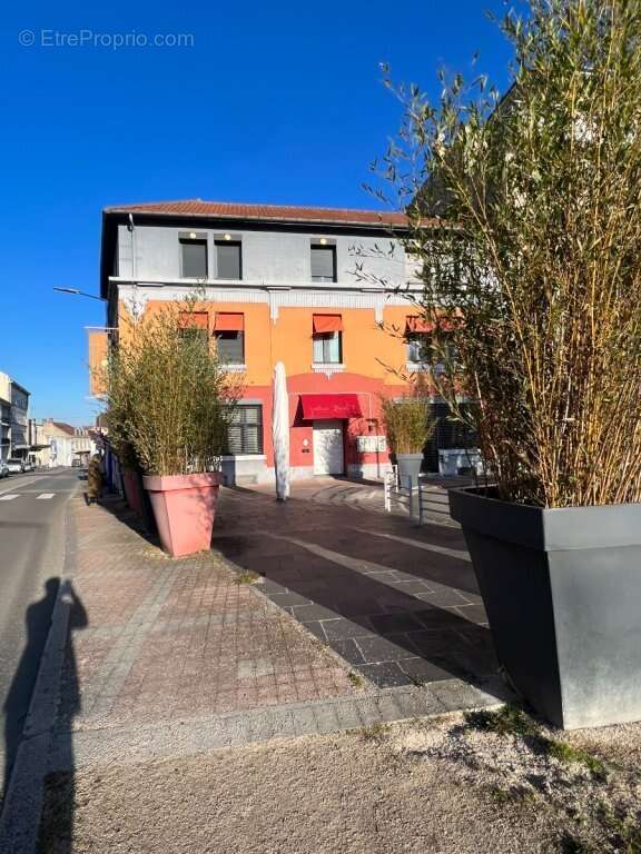 Appartement à MONTCEAU-LES-MINES