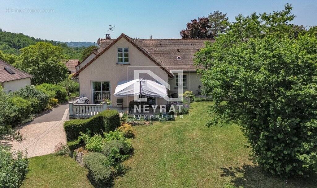 Maison à SAINT-MARTIN-SOUS-MONTAIGU