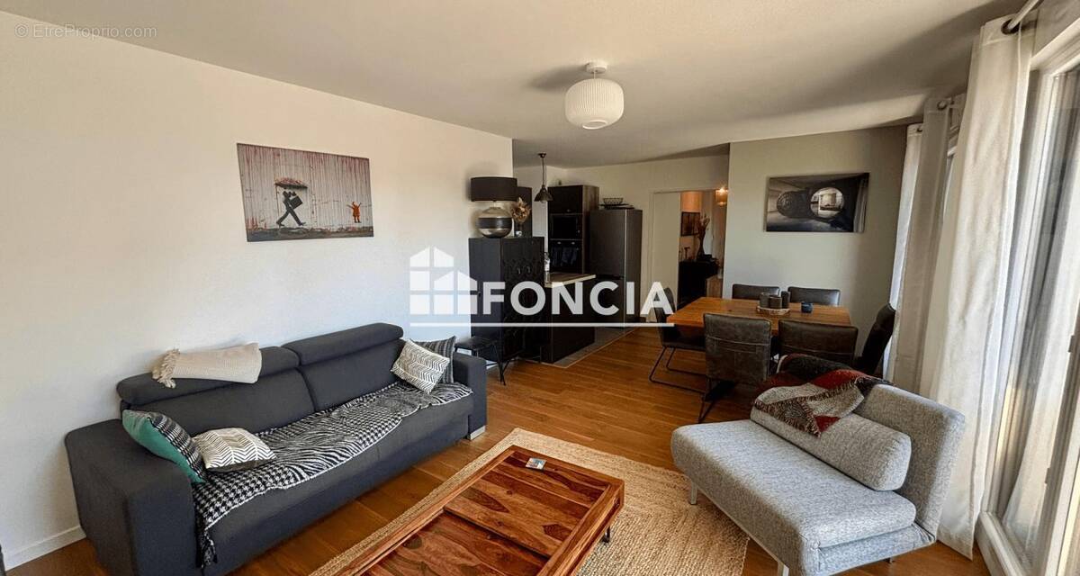 Appartement à ROMAINVILLE