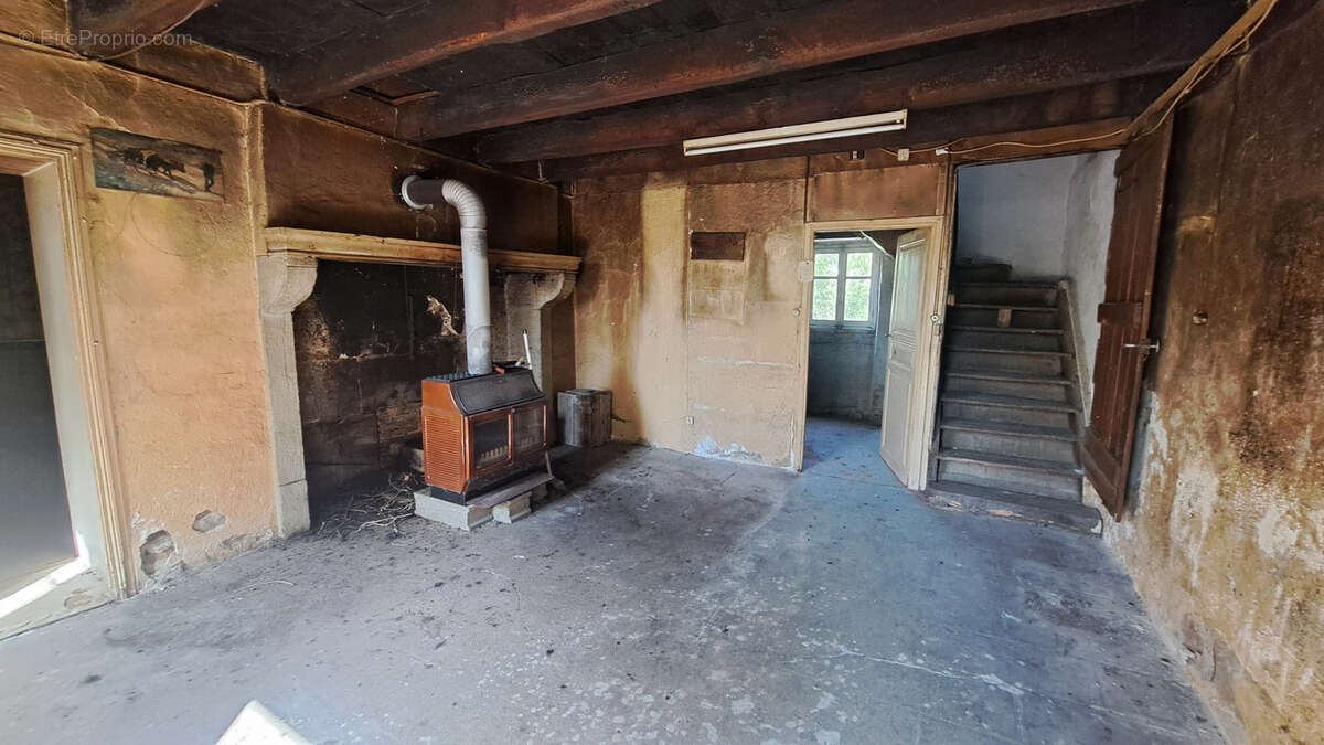 Maison à SAINT-MAURICE-PRES-PIONSAT